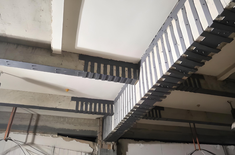 粘鋼加固和包鋼加固一樣嗎